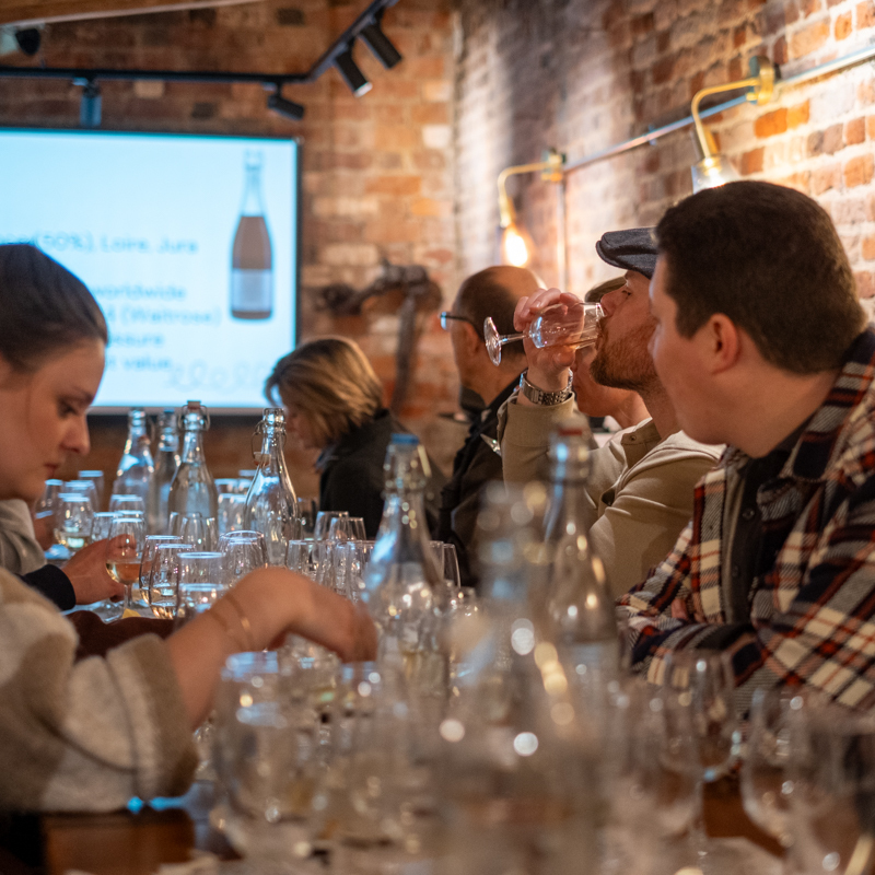 stanlake-park-wine-estate-wine-bar-tasting-6_213e2957
